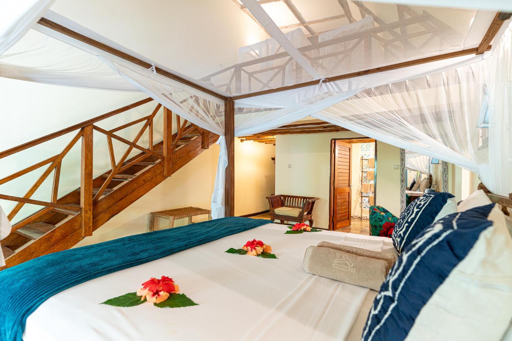 Marafiki Hotel 4*